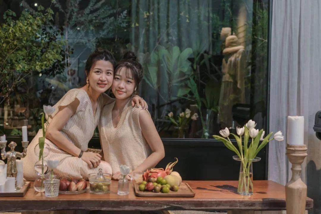 一个男生，前后因为同一个问题被两个女生的男朋友不喜欢，是算什么？游戏画面